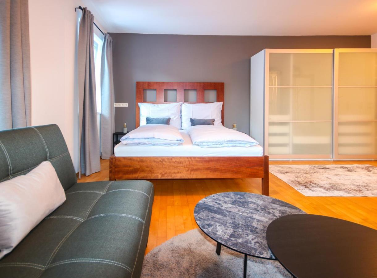 Bosek'S Hotel วาไกรน์ ภายนอก รูปภาพ